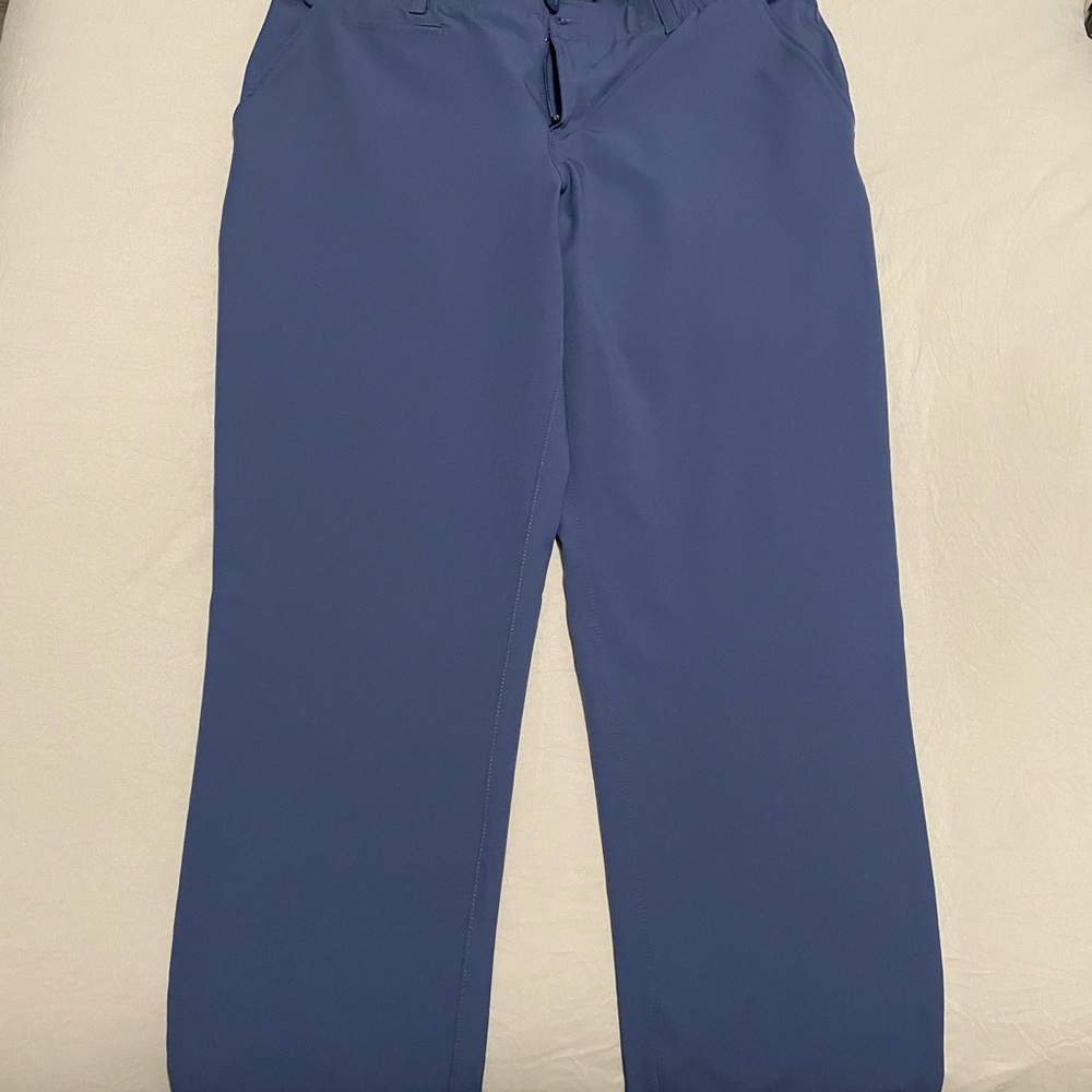 Women’s Under Armour Golf pants size 10